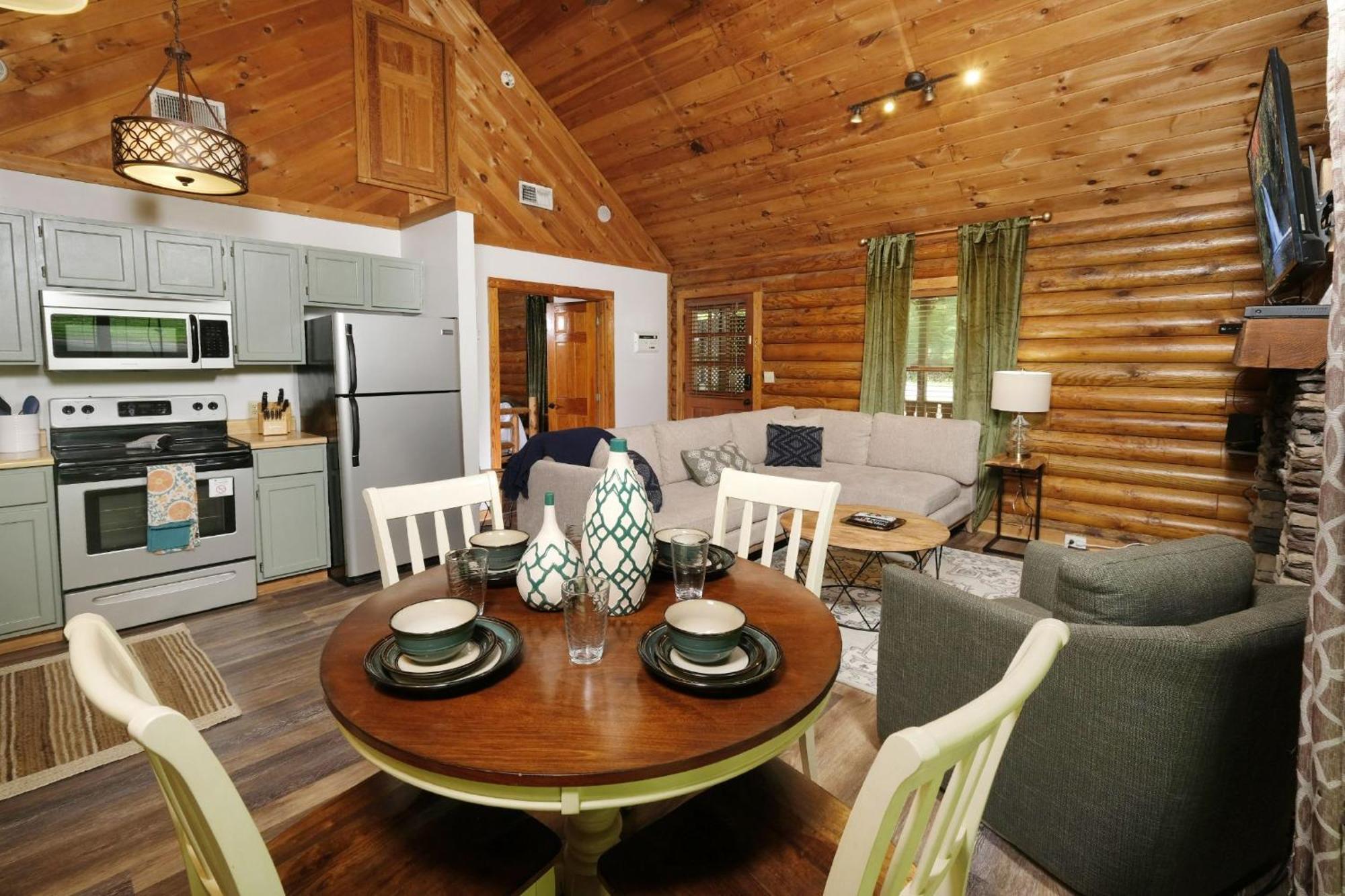 Grove Creek Cabin Gatlinburg Exterior photo